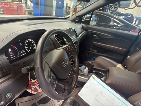 Used 2024 Honda Ridgeline RTL image 15