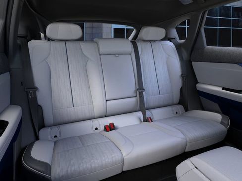 New 2026 Cadillac Optiq Luxury 2 image 17