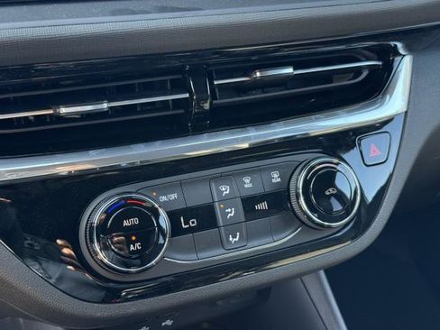 New 2026 Buick Envista Sport Touring image 23