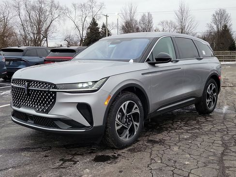 New 2026 Lincoln Nautilus Premier w/ Equipment Group 102A image 8