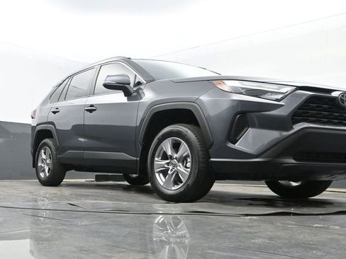 Used 2025 Toyota RAV4 XLE image 25