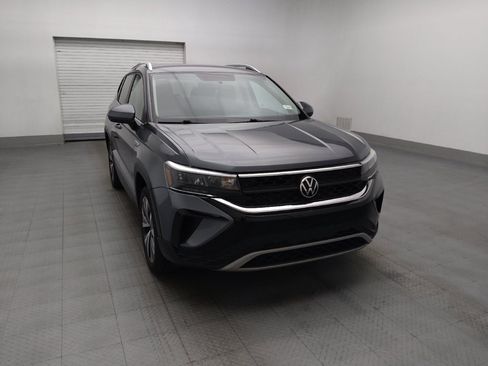 Used 2022 Volkswagen Taos SE FWD image 14