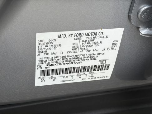 Certified 2022 Ford Explorer XLT w/ Equipment Group 202A RWD image 36