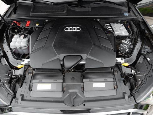Used 2023 Audi Q7 3.0T Prestige w/ Prestige Package AWD/4WD image 34