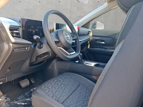 New 2026 Nissan Kicks SV w/ Cold Weather Package FWD image 20
