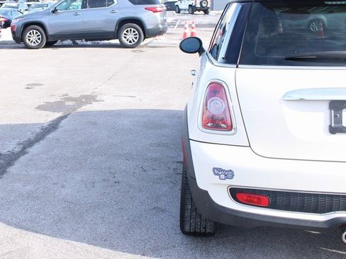 Used 2010 MINI Cooper S image 30