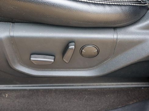 Used 2020 Ford F150 Lariat w/ Equipment Group 502A Luxury image 10