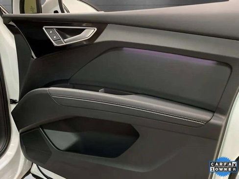 Used 2024 Audi Q4 e-tron Premium Plus image 76