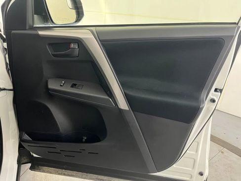 Used 2018 Toyota RAV4 LE w/ All Weather Liner Package image 30