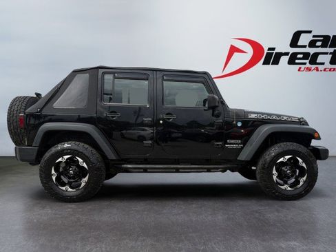 Used 2014 Jeep Wrangler Unlimited Sport w/ Connectivity Group image 12