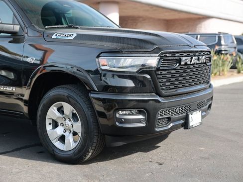 New 2026 RAM 1500 4x4 Crew Cab image 7