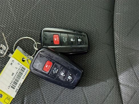 Certified 2023 Toyota RAV4 XLE image 33