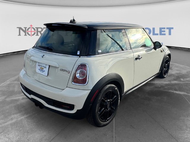 Used 2013 MINI Cooper S FWD image 3