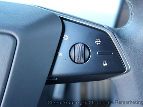 Used 2024 Tesla Cybertruck AWD Crew Cab image 54