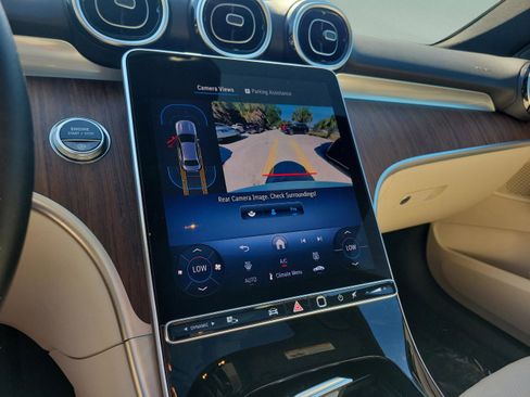 Certified 2025 Mercedes-Benz C 300 Sedan image 31