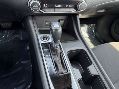 Used 2023 Nissan Sentra SR w/ Electronics Package image 28