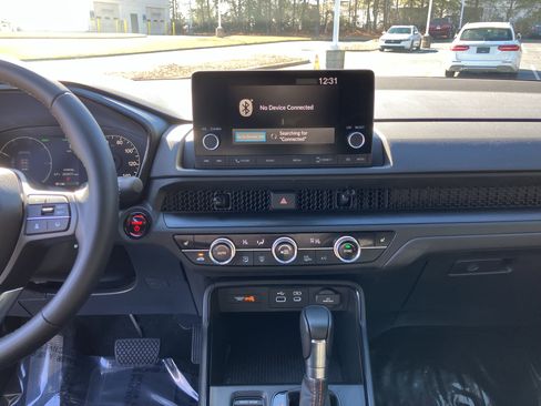 Used 2025 Honda CR-V Sport image 26