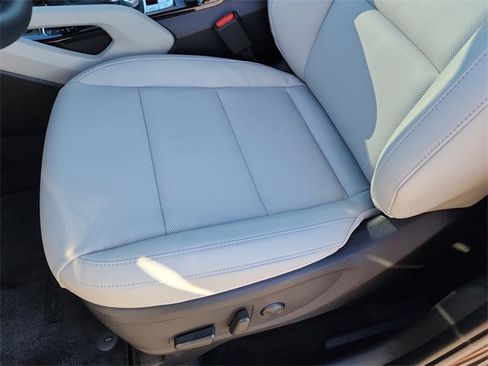 New 2025 Kia Telluride S image 13