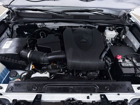 Used 2023 Toyota Tacoma TRD Pro AWD/4WD image 14