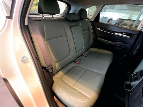 Used 2024 Kia Seltos SX image 18