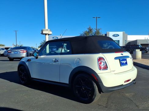 Used 2015 MINI Cooper Convertible image 4