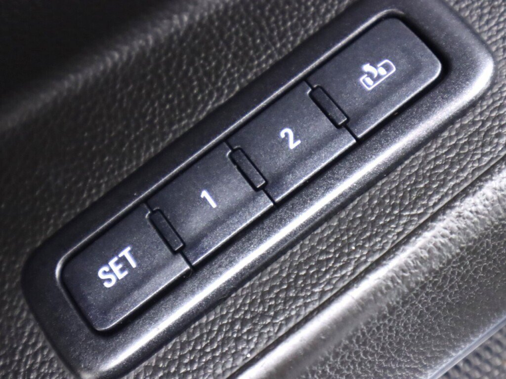 Used 2017 Chevrolet Tahoe LT AWD/4WD image 31