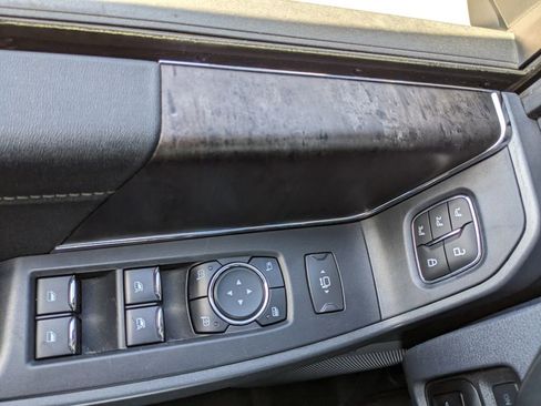 Used 2023 Ford F250 Lariat w/ FX4 Off-Road Package image 60