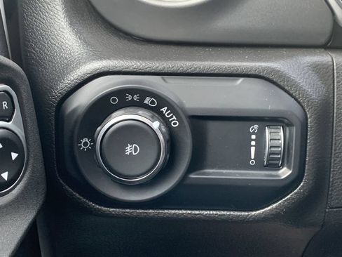Used 2023 Jeep Wrangler Unlimited Sport AWD/4WD image 24