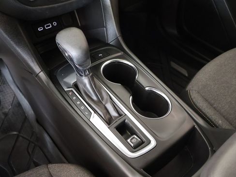 Used 2023 Chevrolet Equinox LT w/ LPO, Floor Liner Package FWD image 7