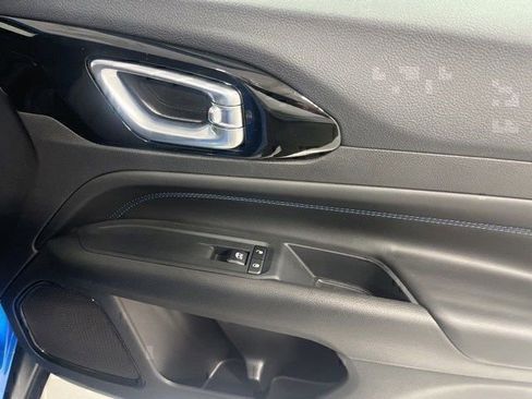 New 2026 Jeep Compass Latitude image 18