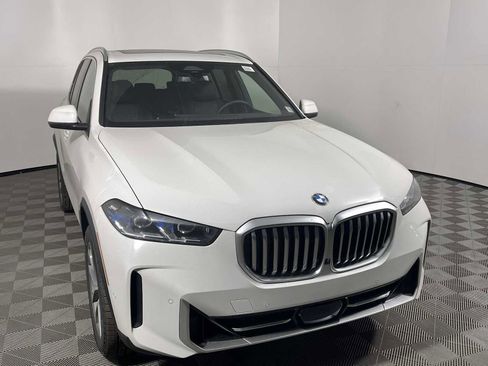 New 2026 BMW X5 xDrive40i w/ Parking Assistance Package image 6