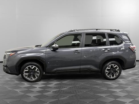 Certified 2025 Subaru Forester Premium image 2