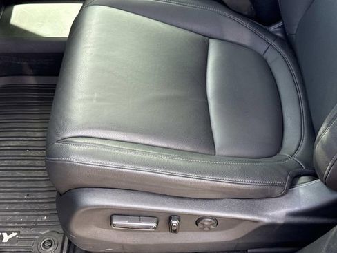Used 2026 Honda Odyssey EX-L image 9