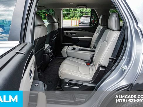 Used 2025 Honda Pilot EX-L image 21