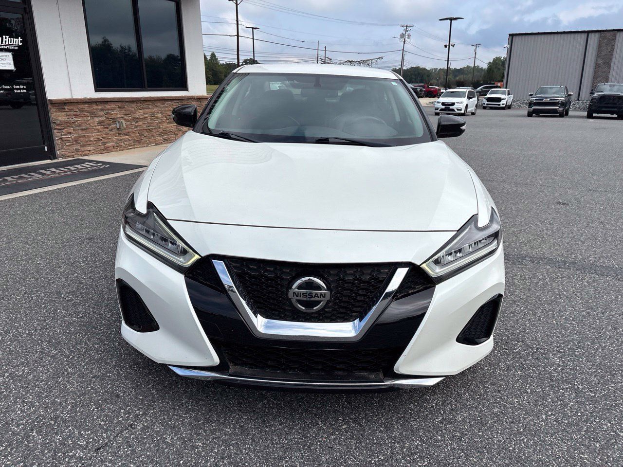 Used 2019 Nissan Maxima 3.5 SV w/ Floor Mat Group FWD image 10