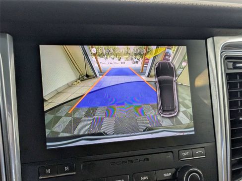 Used 2017 Porsche Macan AWD/4WD image 24