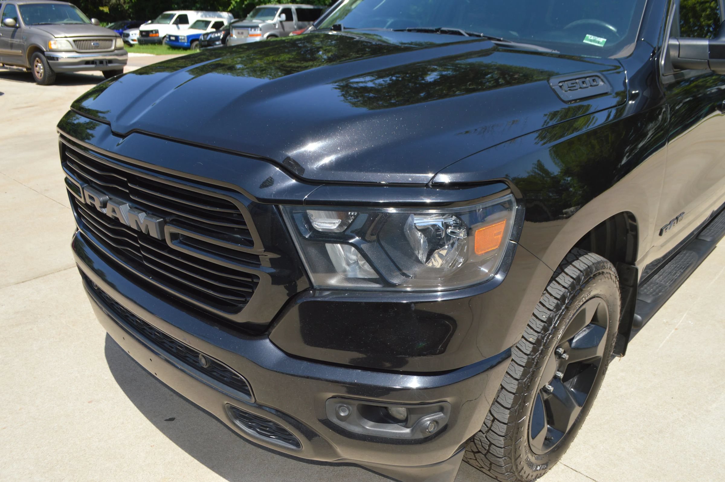 Used 2019 RAM 1500 Big Horn AWD/4WD image 3
