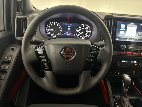 New 2026 Nissan Frontier PRO-4X w/ Pro-4x Convenience Package image 12