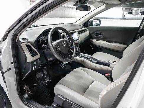 Used 2022 Honda HR-V EX image 18