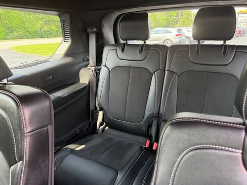 Used 2021 Jeep Grand Cherokee L Laredo image 15