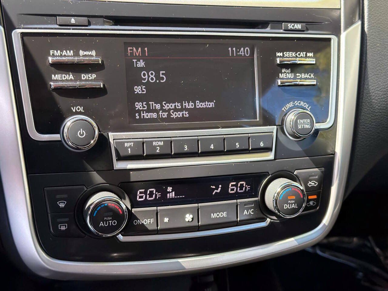Used 2017 Nissan Altima 2.5 SV FWD image 16