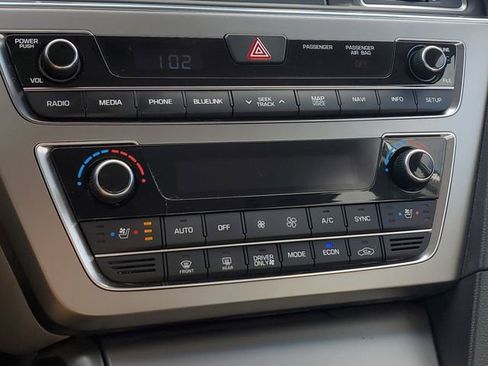 Used 2017 Hyundai Sonata Limited w/ Ultimate Package 02 image 29