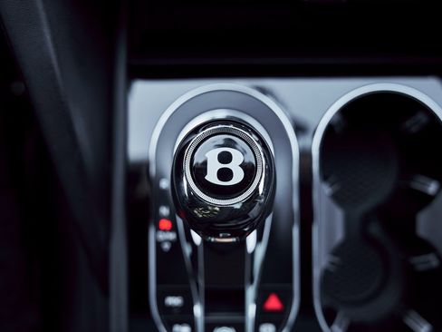 Used 2022 Bentley Bentayga image 67