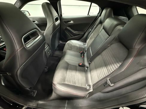 Used 2018 Mercedes-Benz GLA 45 AMG 4MATIC image 38