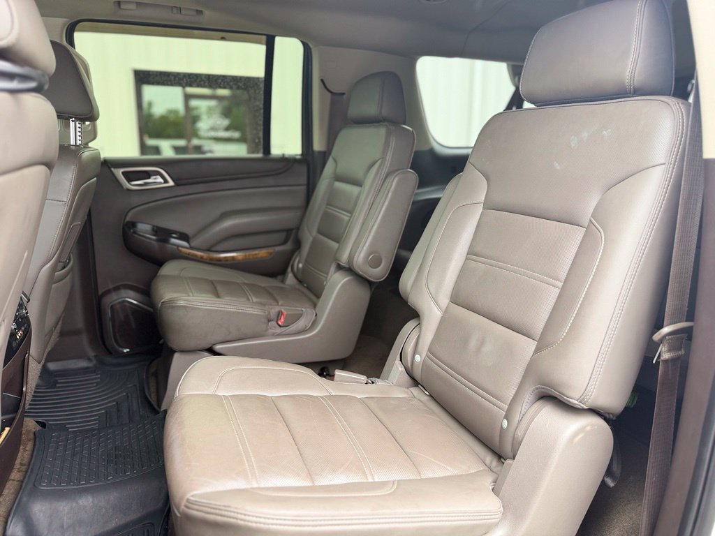 Used 2015 GMC Yukon XL Denali w/ Premium Package RWD image 21