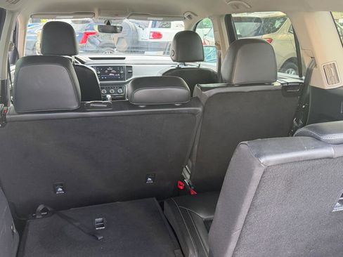 Used 2018 Volkswagen Atlas SE FWD image 8
