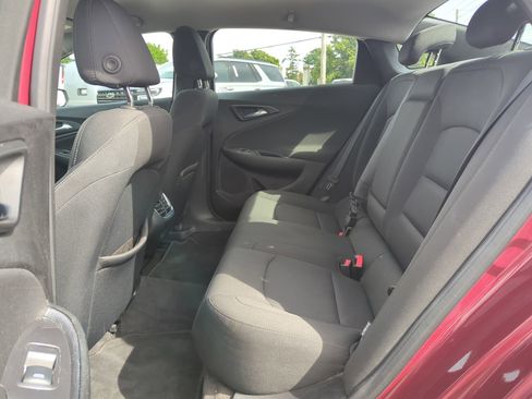 Used 2018 Chevrolet Malibu LT FWD image 10