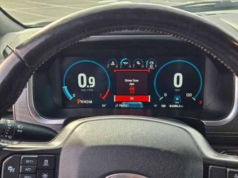 Used 2023 Ford F150 Platinum image 35