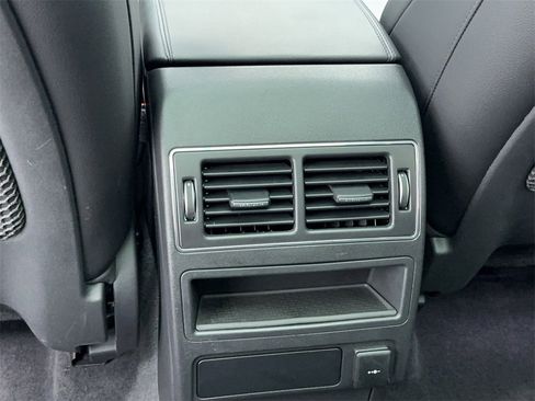 Used 2023 Jaguar F-PACE S image 41