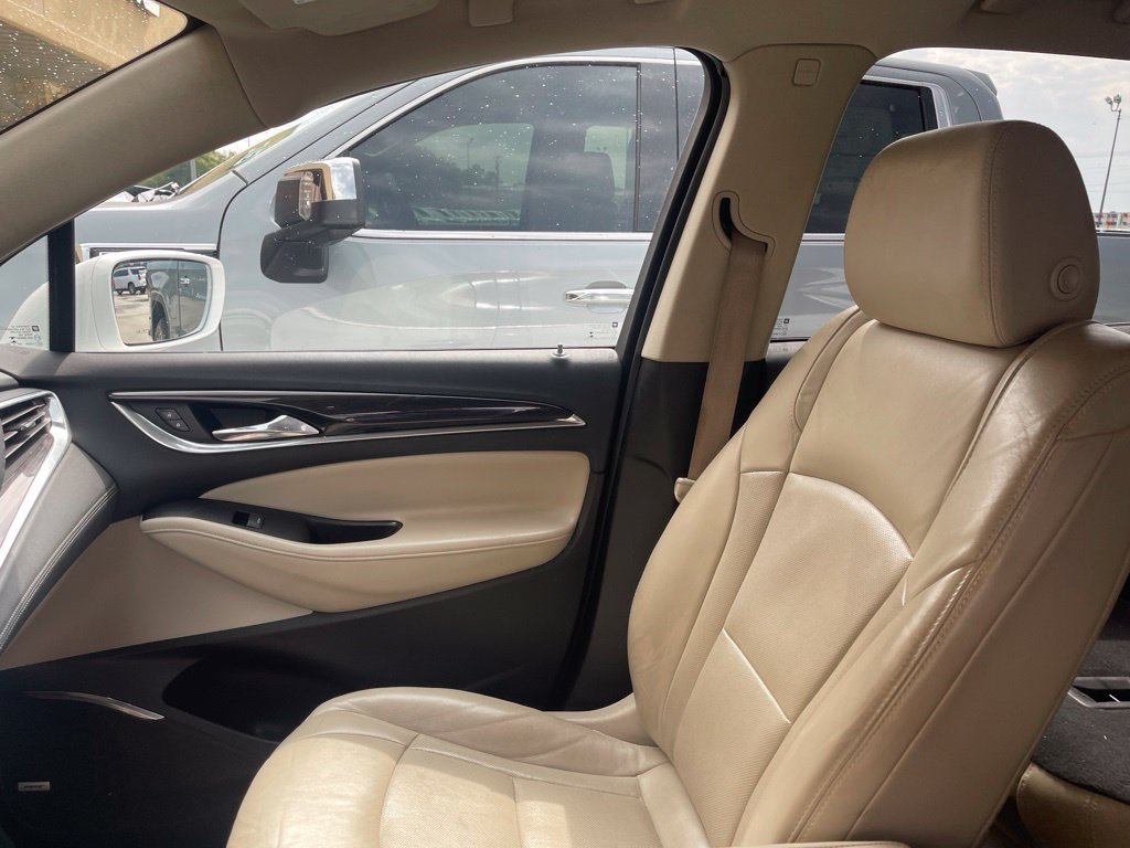 Used 2018 Buick Enclave Premium FWD image 9